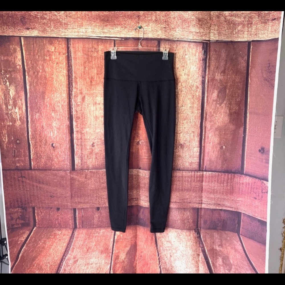 lululemon classic skinny black yoga pants size 10